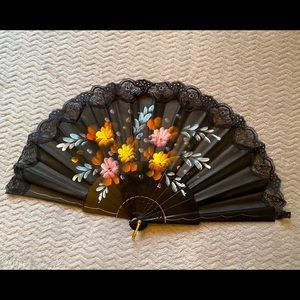 ✨Antique Fan✨ Make Offer!